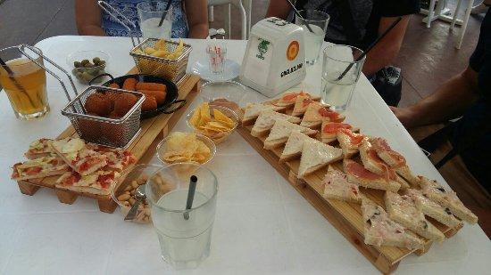 White Bar