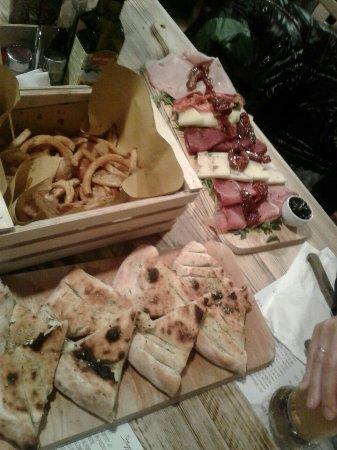H7 Eat & Wine