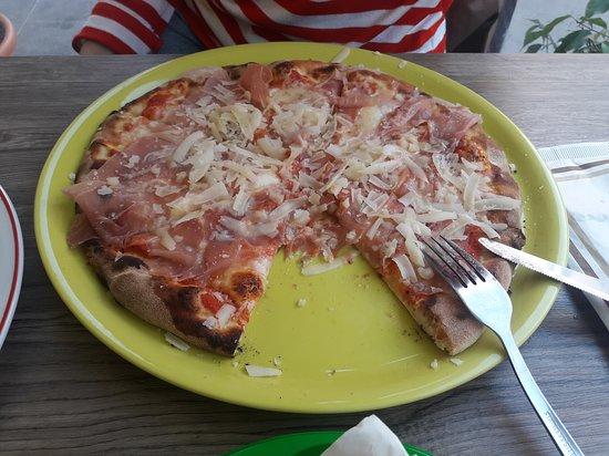 Pizzeria Monet