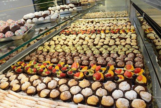 Oscar Cafe