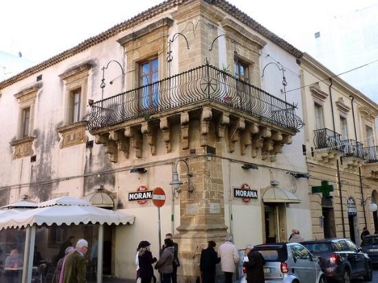 Bar Morana