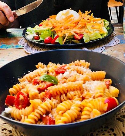 Chiodo Show-room con cucina