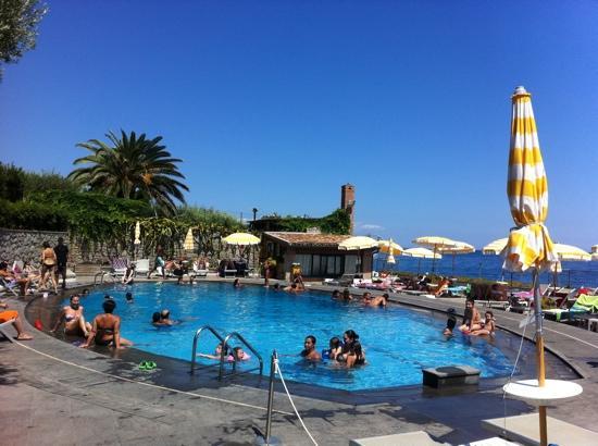 Paradise Beach Club