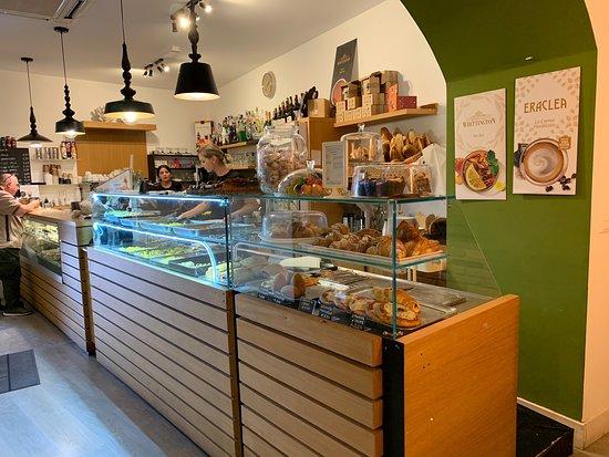 Viola Bakery