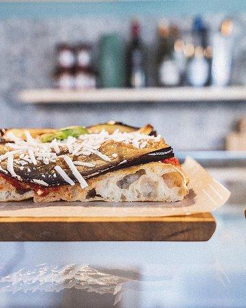 Taglio Pizza in Teglia