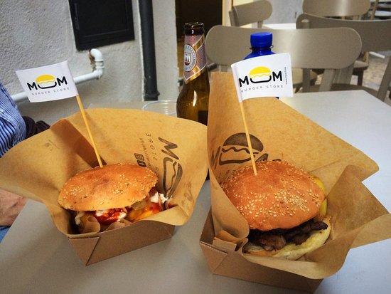 MuM Burger Store