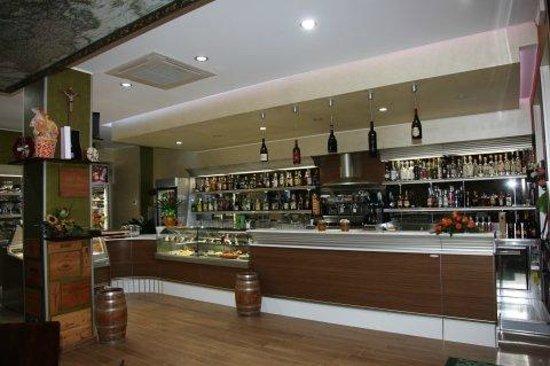 Roxy Bar