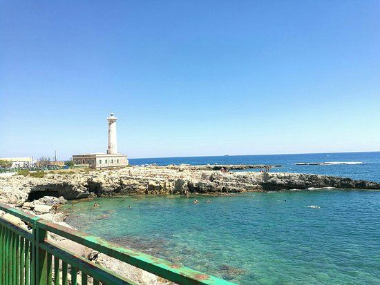 Faro di Santa Croce