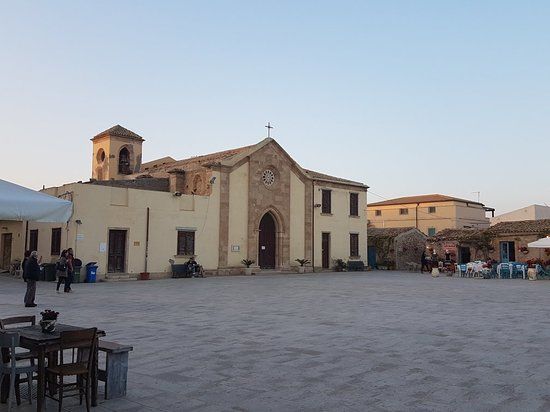 la Chiesa di San Francesco di Paola