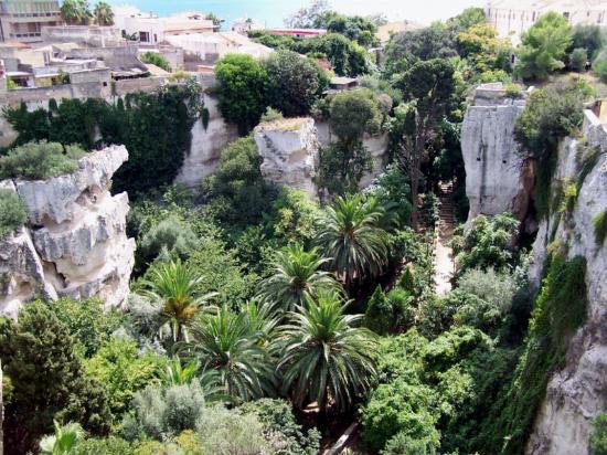 Latomies des Capucins