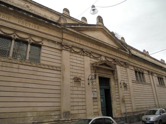 Biblioteca e pinacoteca Zelantea