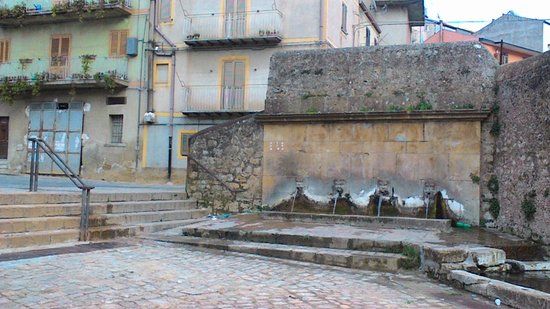 Fontana dei Canali