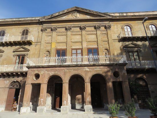 Palazzo De Gregorio