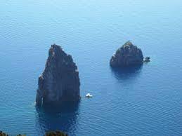 die Faraglioni von Lipari