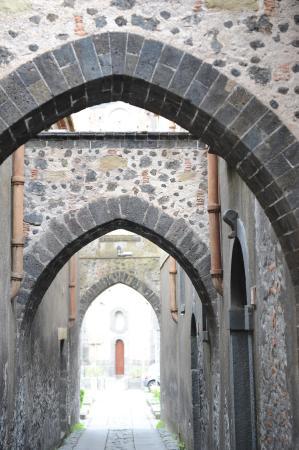 Via Degli Archi